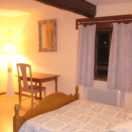 Hotel Saint Verny Villeneuve-dʼAllier