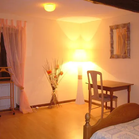 Hotel Saint Verny Villeneuve-dʼAllier